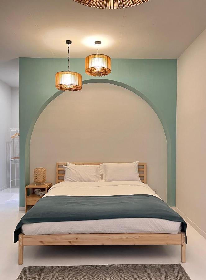 Warm White Hua Hin House Hotel ภายนอก รูปภาพ